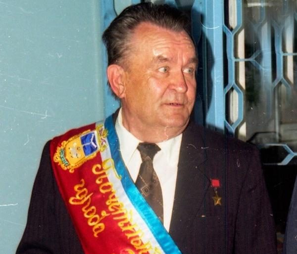 Легендарному лётчику Герою Советского Союза покровчанину Владимиру Червякову исполнилось 94 года