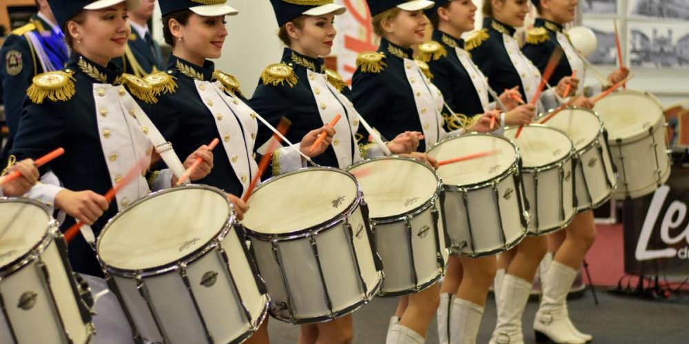 Юные саратовские барабанщицы успешно выступили на IV международном конкурсе «Ударная волна»-2017