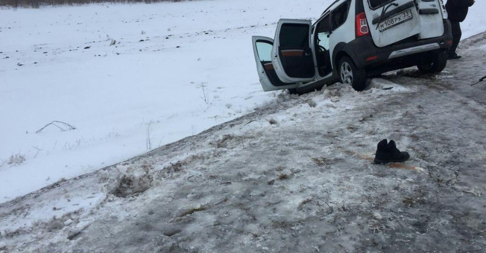 В массовом ДТП под Энгельсом погибли три человека