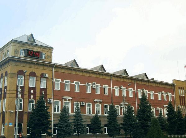 Руководство и жители Энгельсского района выражают соболезнования родным и близким погибших в результате взрыва в Керчи
