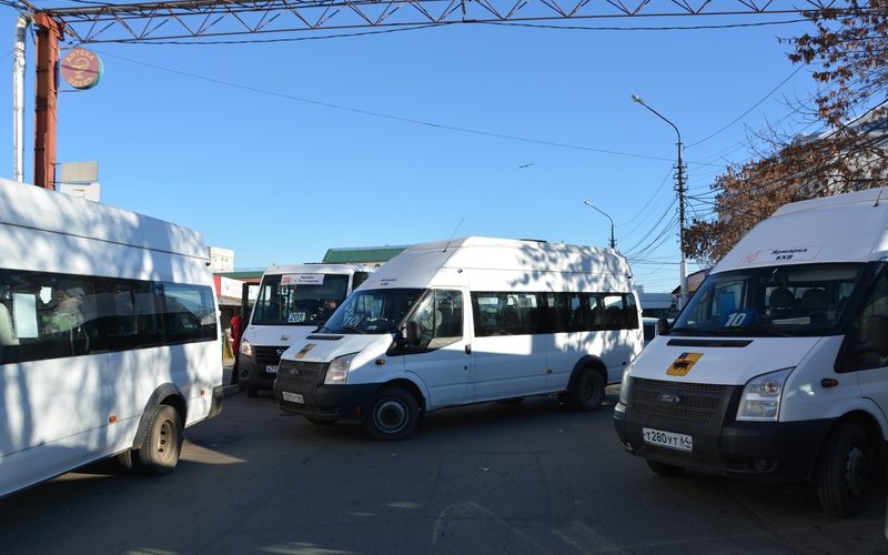 Жители Энгельса обсудят необходимость переноса конечного остановочного пункта маршрутных такси