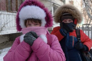 В районах Саратовской области из-за морозов отменили занятия в школах