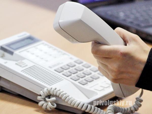 Жители Энгельса могут сообщить адреса участков подтопления по телефонам «горячей линии»