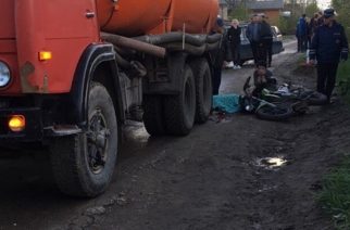 Под «Камазом» погиб 15-летний мотоциклист. Полиция ищет свидетелей