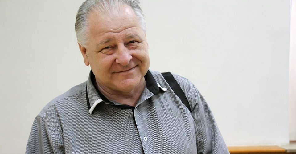 В Энгельсе неизвестные в масках избили члена общественного совета при правительстве