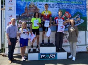 Саратовский велосипедист выиграл два "серебра" чемпионата России