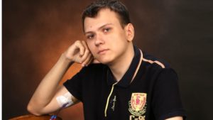 Саратовцев просят помочь деньгами на лечение студента Ивана Новикова