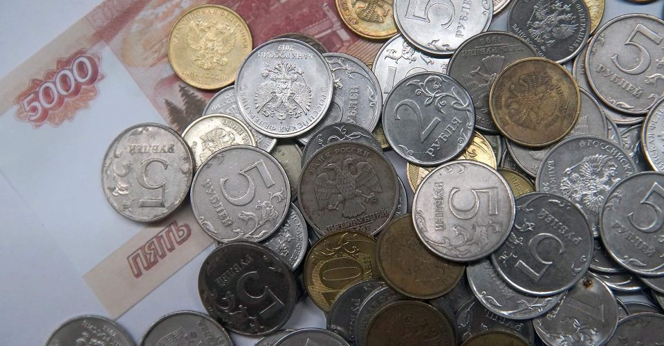 Во время всероссийской акции «Монетная неделя» россияне сдали в банки 87 тонн мелочи