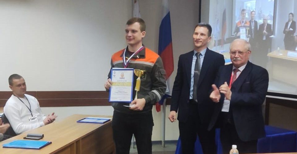 Саратовский энергетик стал победителем Всероссийского конкурса профессионального мастерства