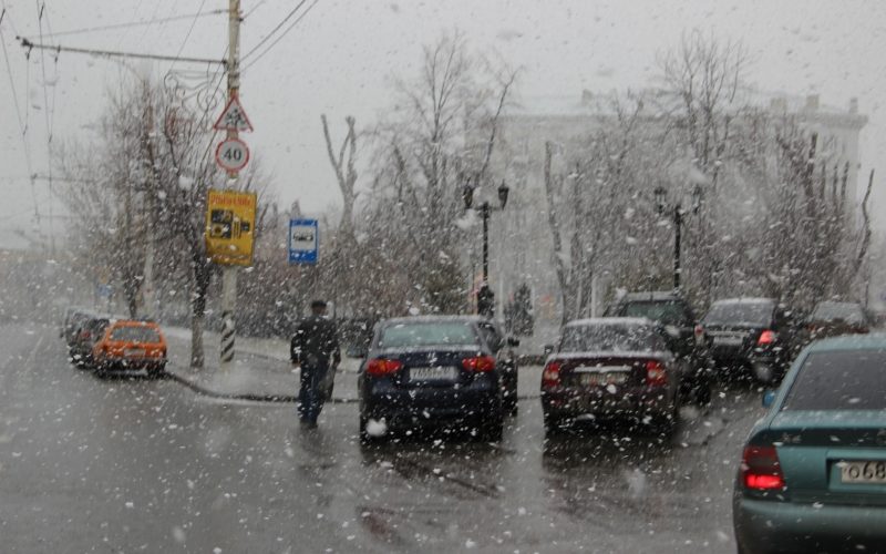 В Саратовской области ожидаются слабая метель, порывы ветра  и гололедица