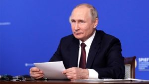 Владимир Путин подписал указ, закрепляющий статус многодетных семей и для них меры поддержки