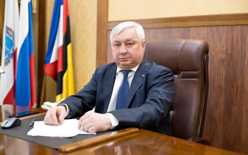 Поздравление главы Энгельсского района Дмитрия Плеханова с Днем российского студенчества