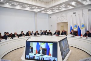  Роман Бусаргин провел совещание с зампредами и министрами Правительства и главами районов