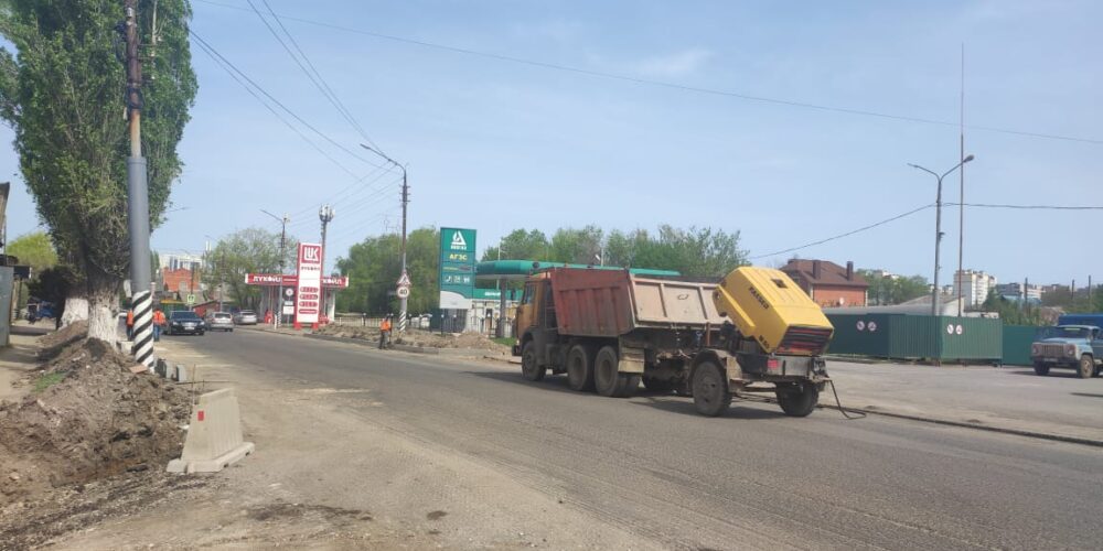 В Энгельсе продолжается масштабный ремонт дорог в рамках нацпроекта