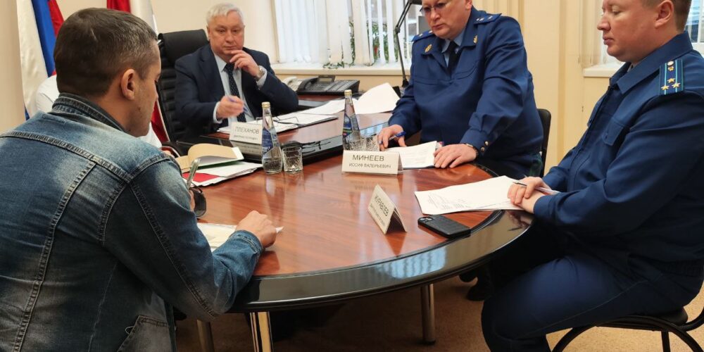 Дмитрий Плеханов провёл приём участников специальной военной операции и членов их семей