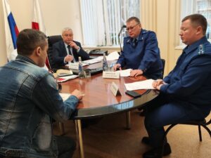 Дмитрий Плеханов провёл приём участников специальной военной операции и членов их семей