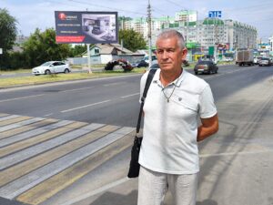 Энгельс. Представители общественности постоянно проверяют ремонтируемые по нацпроекту участки