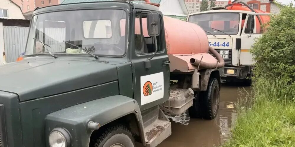 Ликвидация последствий аварийной ситуации в Энгельсе. Осушение затопленных территорий