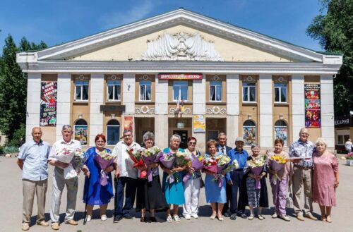 В ДК «Восход» состоялось чествование супружеских пар, отметивших «Золотую свадьбу»