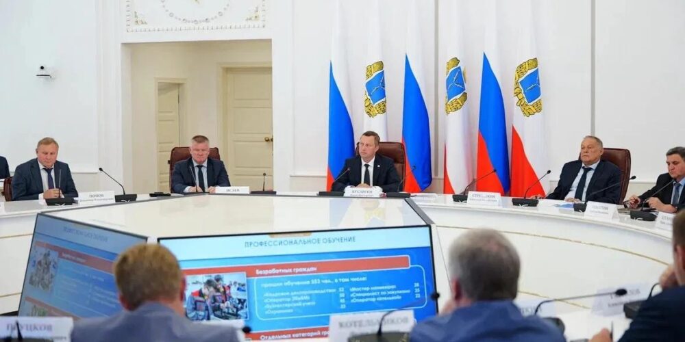 Губернатор Роман Бусаргин провел постоянно действующее совещание