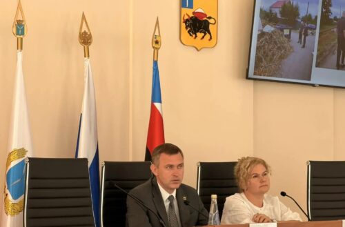Глава ЭМР Максим Леонов провёл заседание штаба по благоустройству