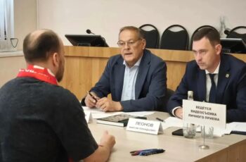 Глава ЭМР Максим Леонов провёл приём участников СВО и членов их семей